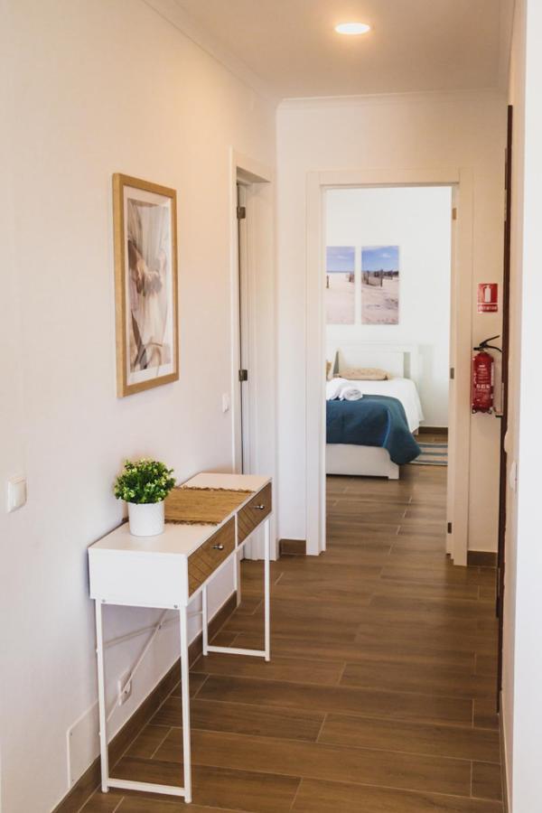Lovely & Bright Renovated Apt. W/ Balcony In Lagos Exterior foto
